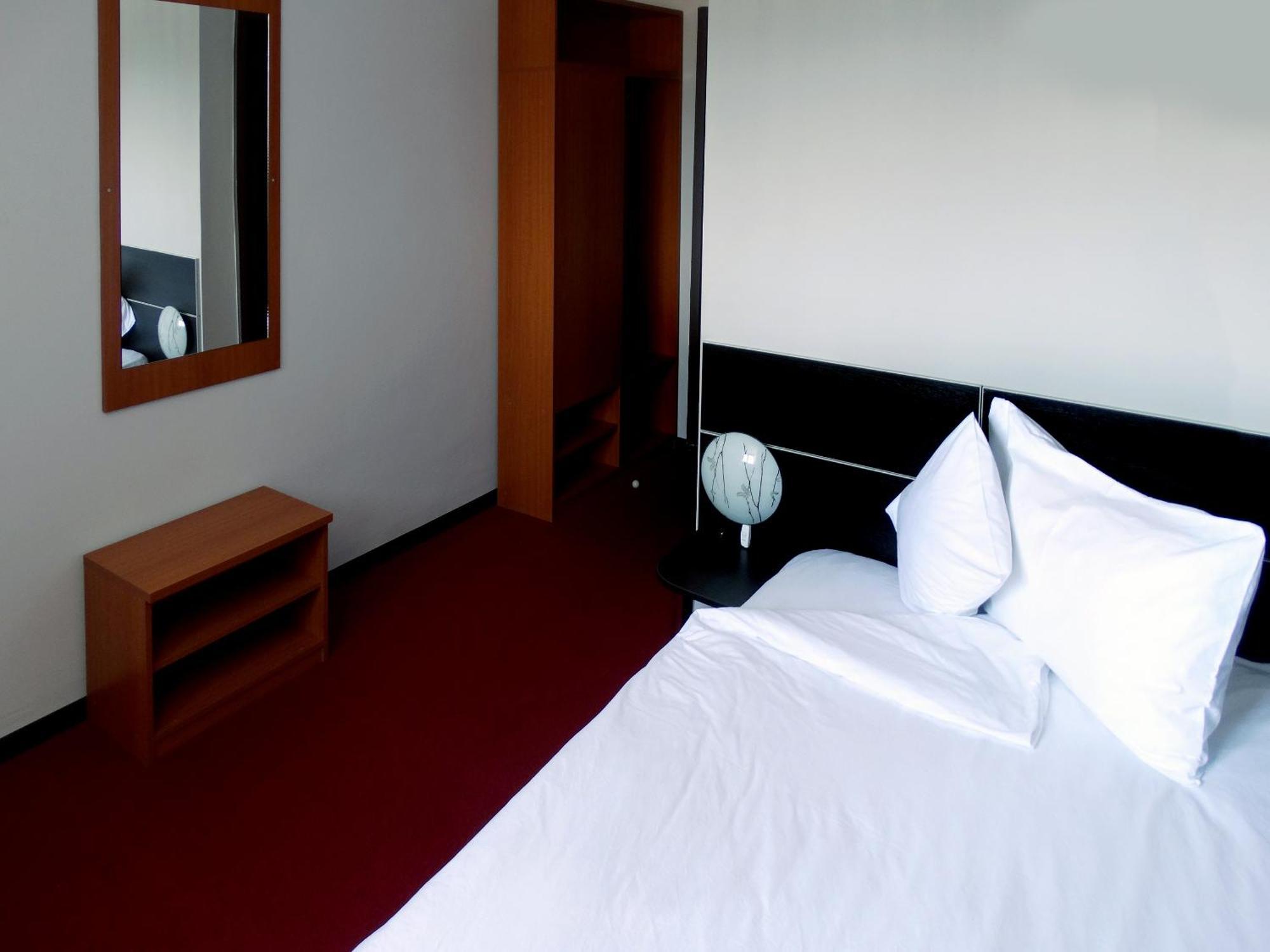 Prince Hotel 미에르쿠리에씨우크 외부 사진