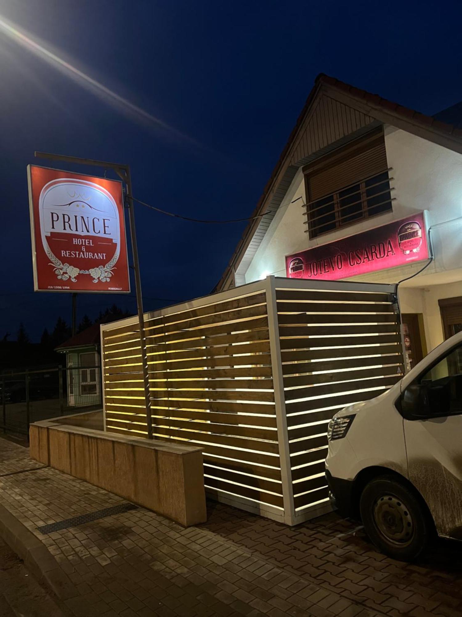 Prince Hotel 미에르쿠리에씨우크 외부 사진
