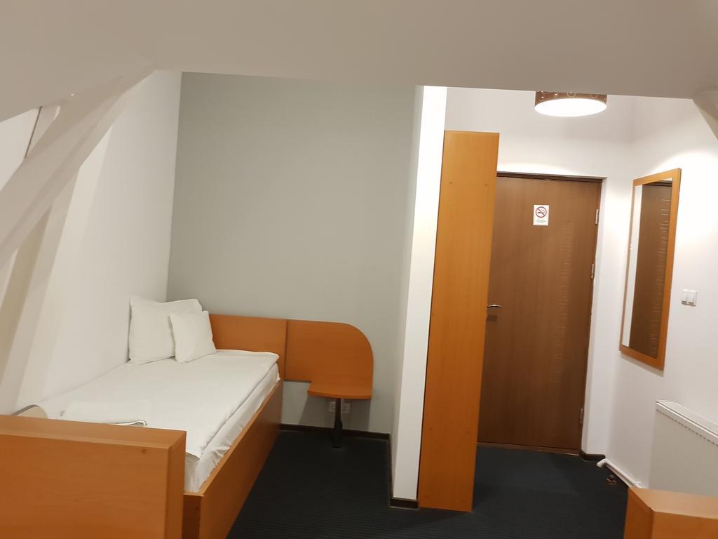 Prince Hotel 미에르쿠리에씨우크 외부 사진