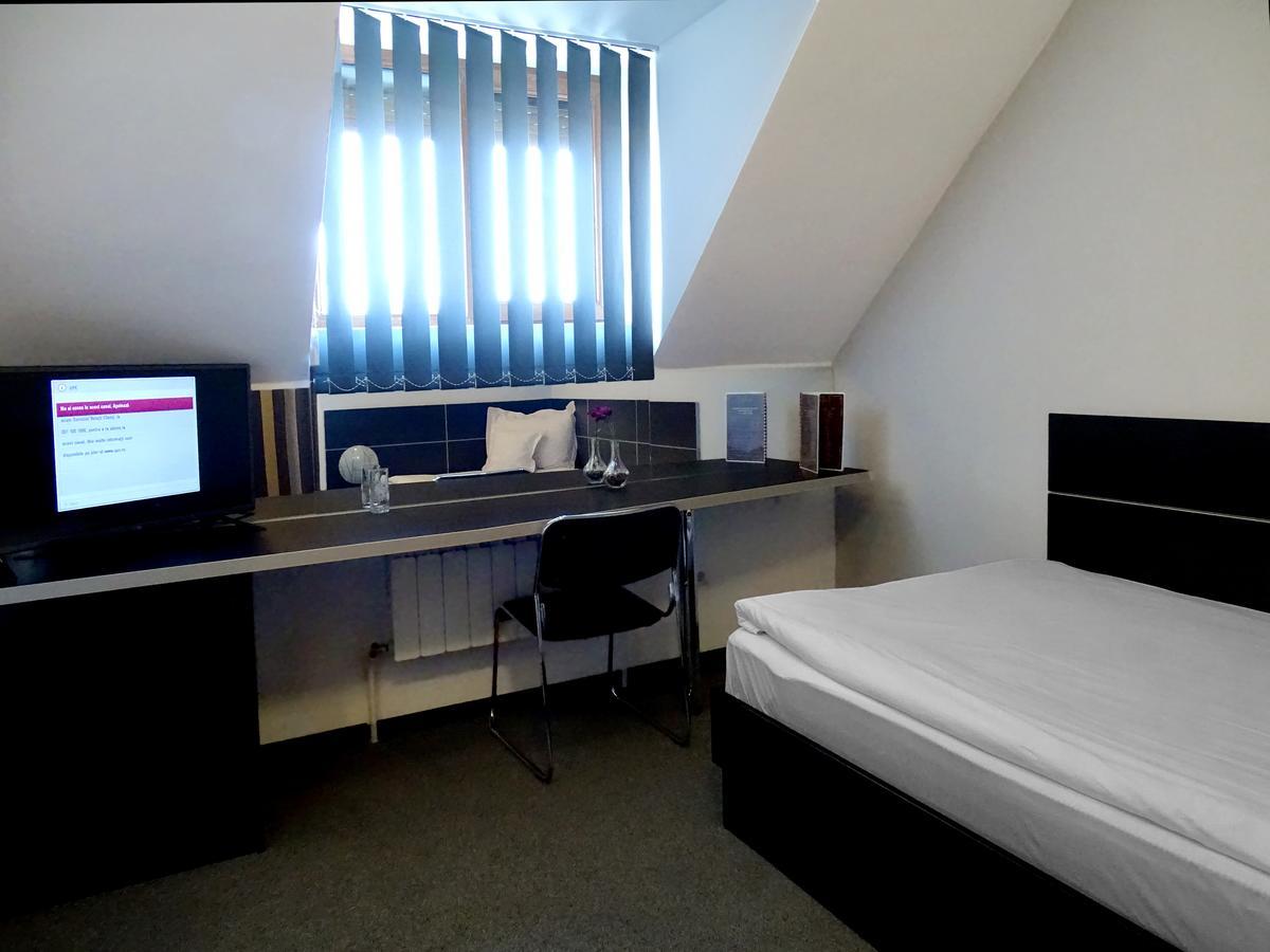 Prince Hotel 미에르쿠리에씨우크 외부 사진