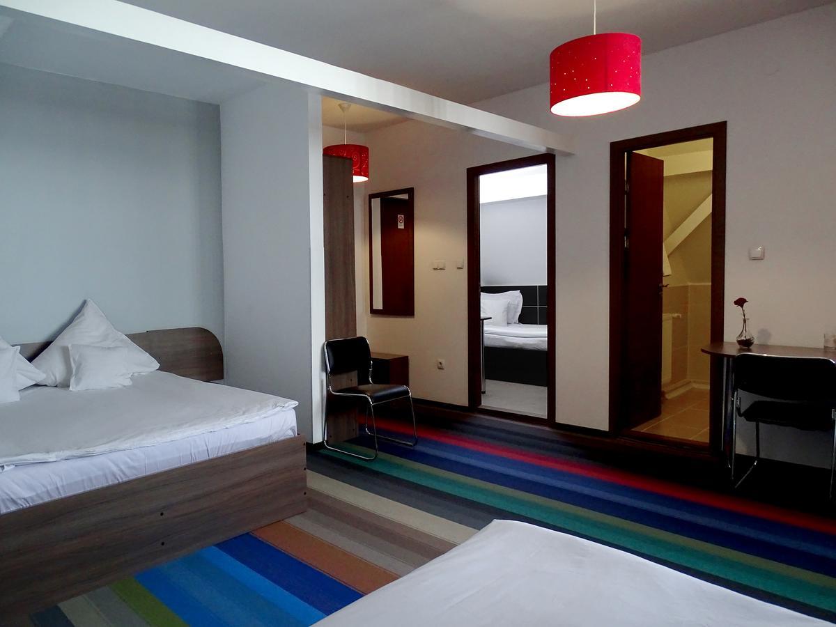 Prince Hotel 미에르쿠리에씨우크 외부 사진