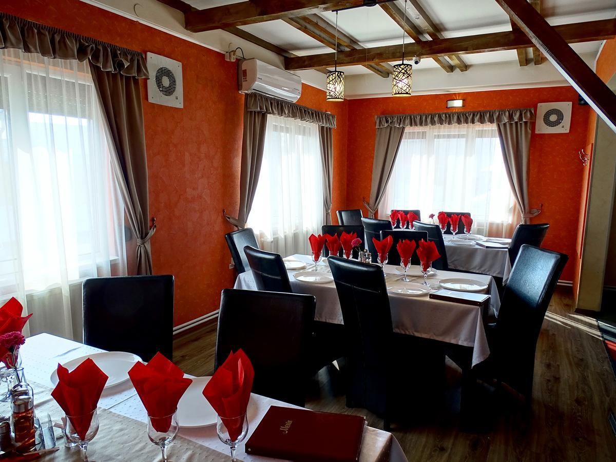 Prince Hotel 미에르쿠리에씨우크 외부 사진